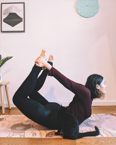 Yoga sur tapis